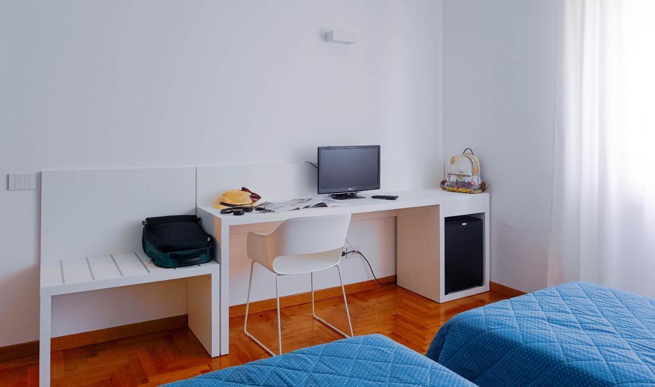 Hotel Mistral Oristano Extérieur photo