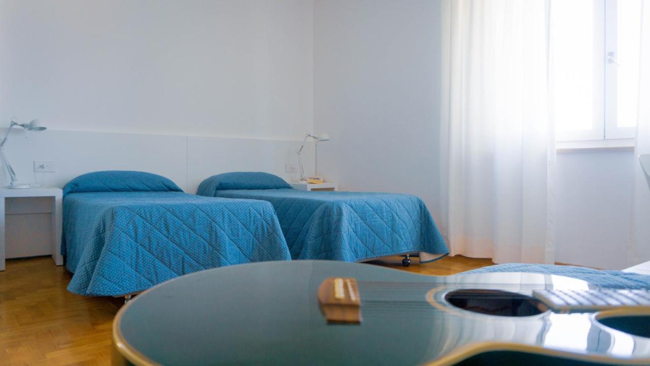 Hotel Mistral Oristano Extérieur photo