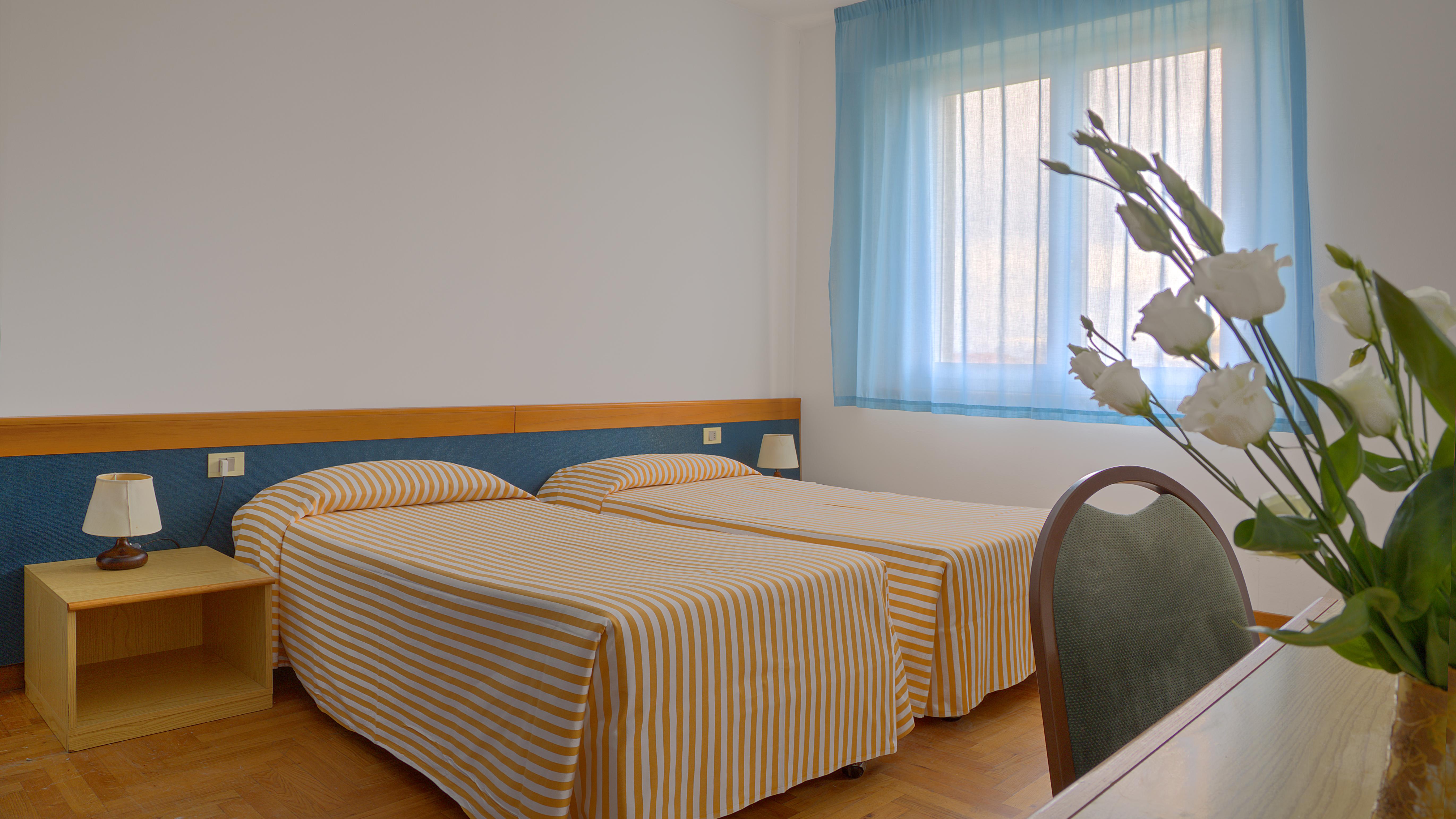 Hotel Mistral Oristano Extérieur photo